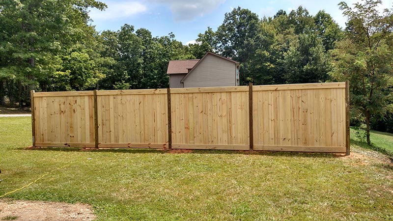 The Privacy Fence Project | SMITHERY Post & Plank